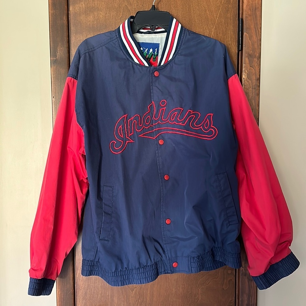 Cleveland Indians (Guardians) vintage windbreaker jacket - size L